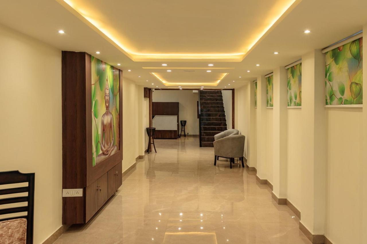 De Manora Homes - Unpretentious Hotel With A Garden , Posh Area Ranjit Avenue Amritsar Bagian luar foto